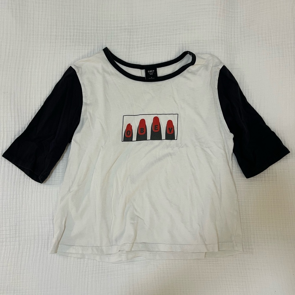 Obey baseball tee / size S / white, black, red